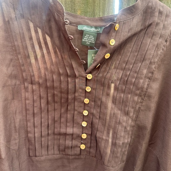 Eddie Bauer Silk Blend Pleated Front Quarter Button Down Front Tunic Blouse - Picture 2 of 6